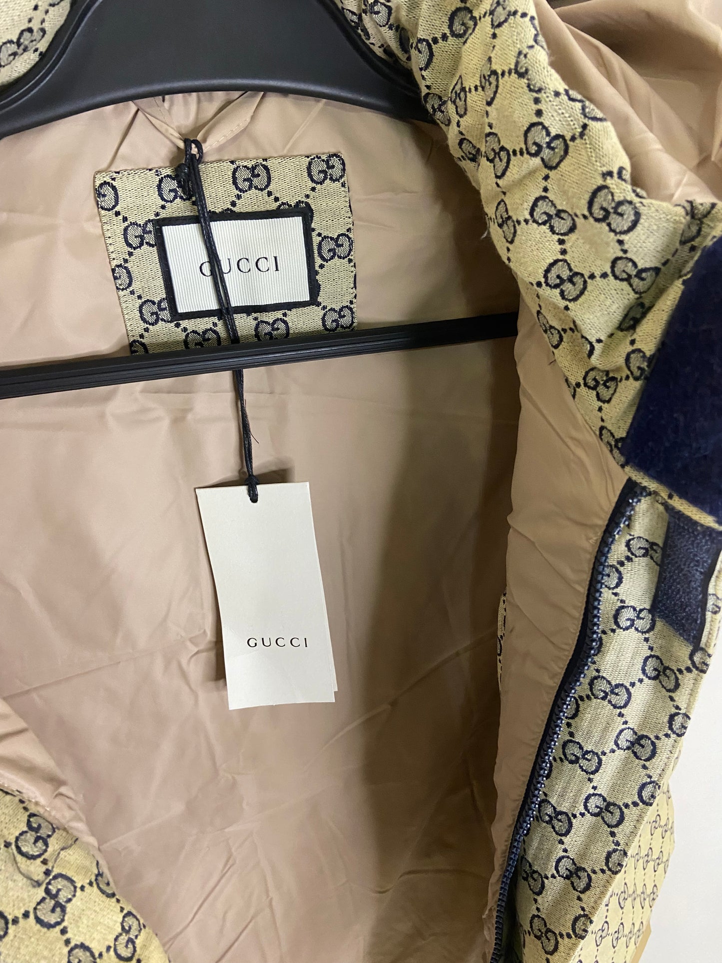 Gucci vest ll