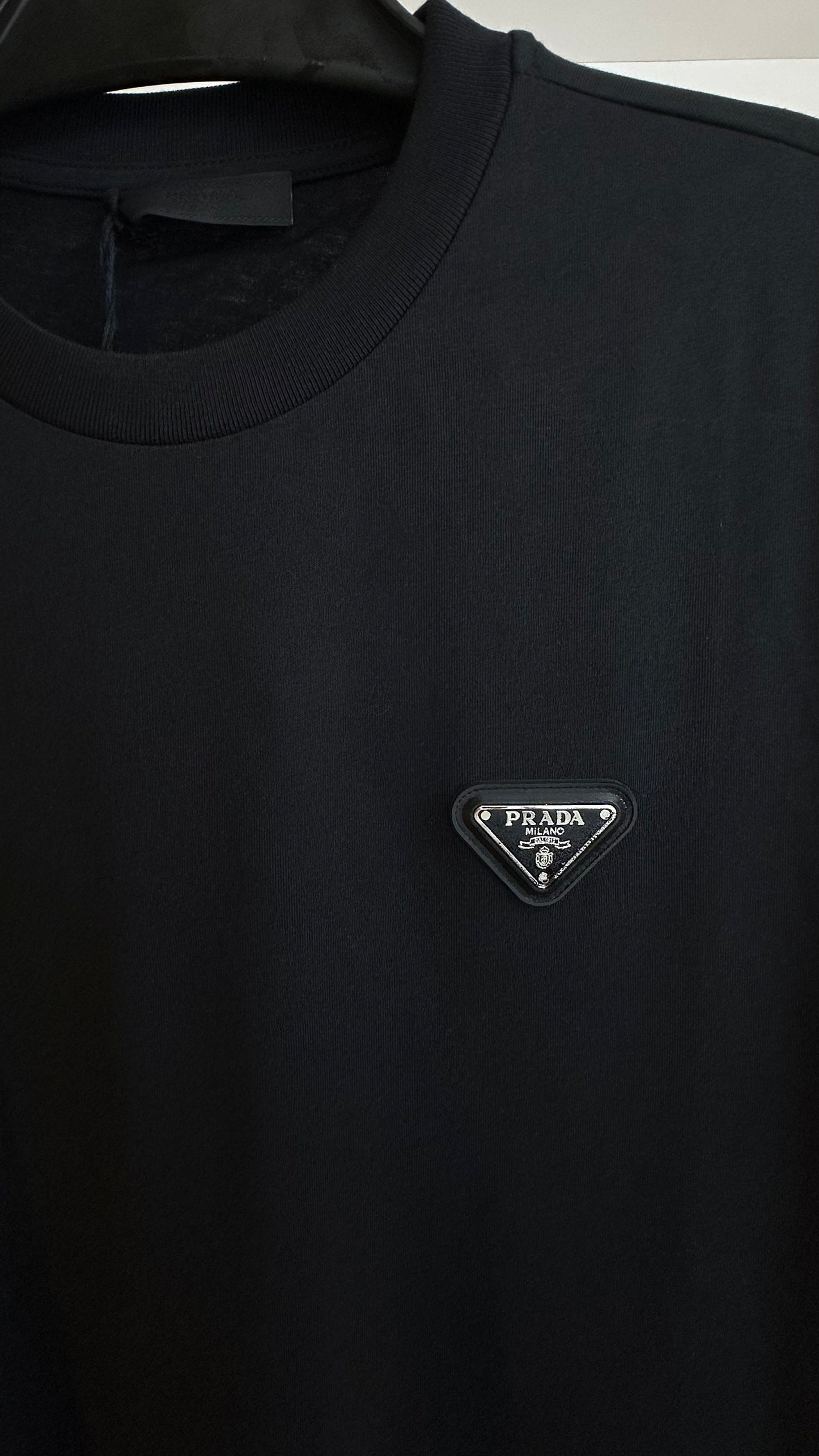 Prada Milano T-Shirt 780-5