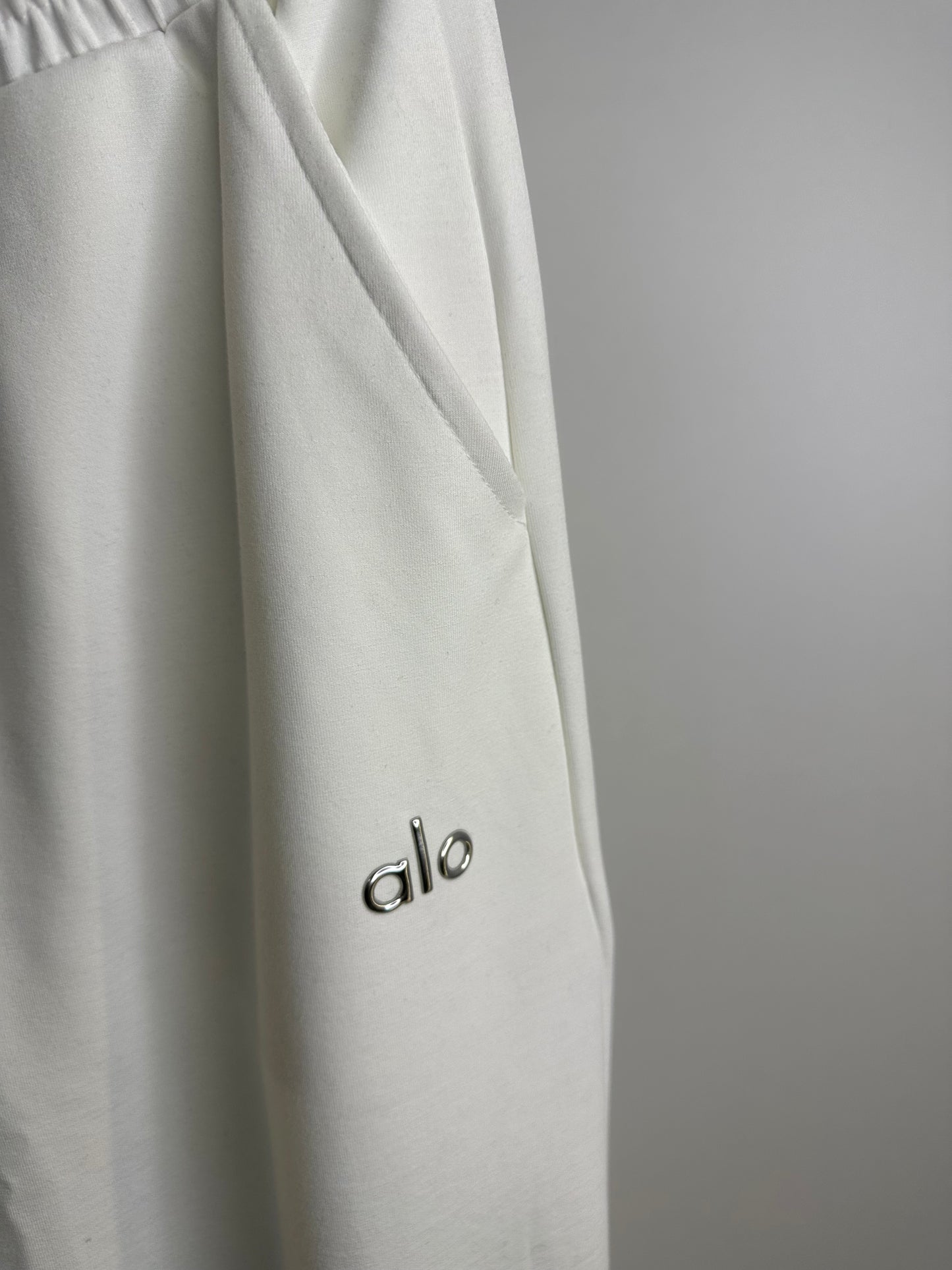 Alo Yoga Tracksuit Set 9960