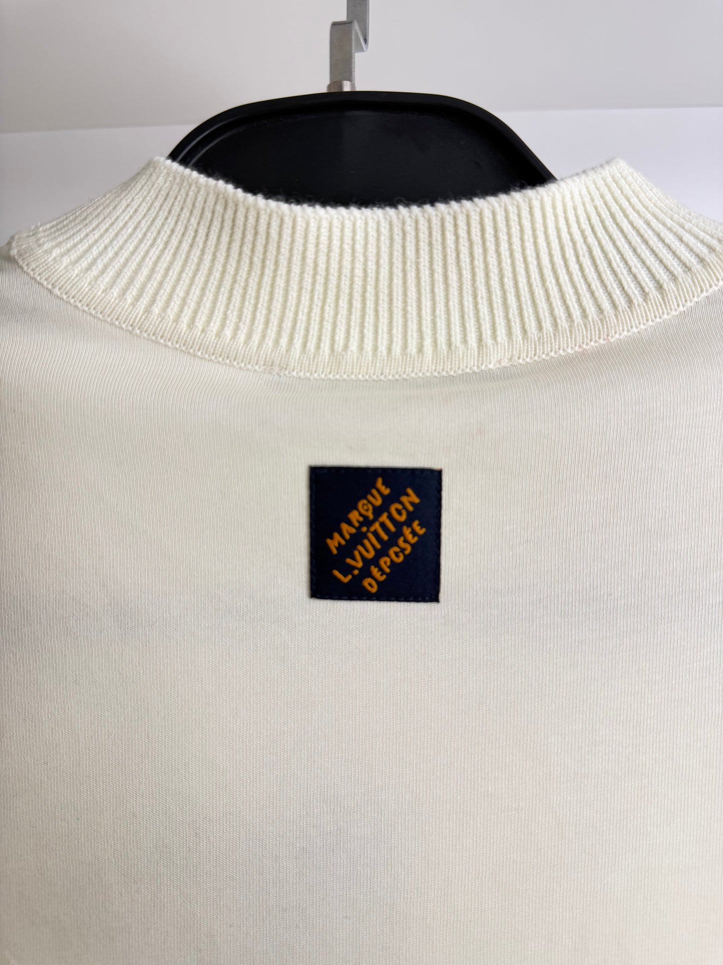 Louis Vuitton T-shirt 111-26