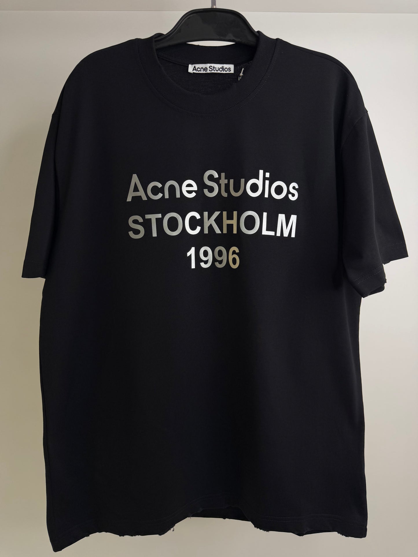 Acne Studios T-shirt 111-29