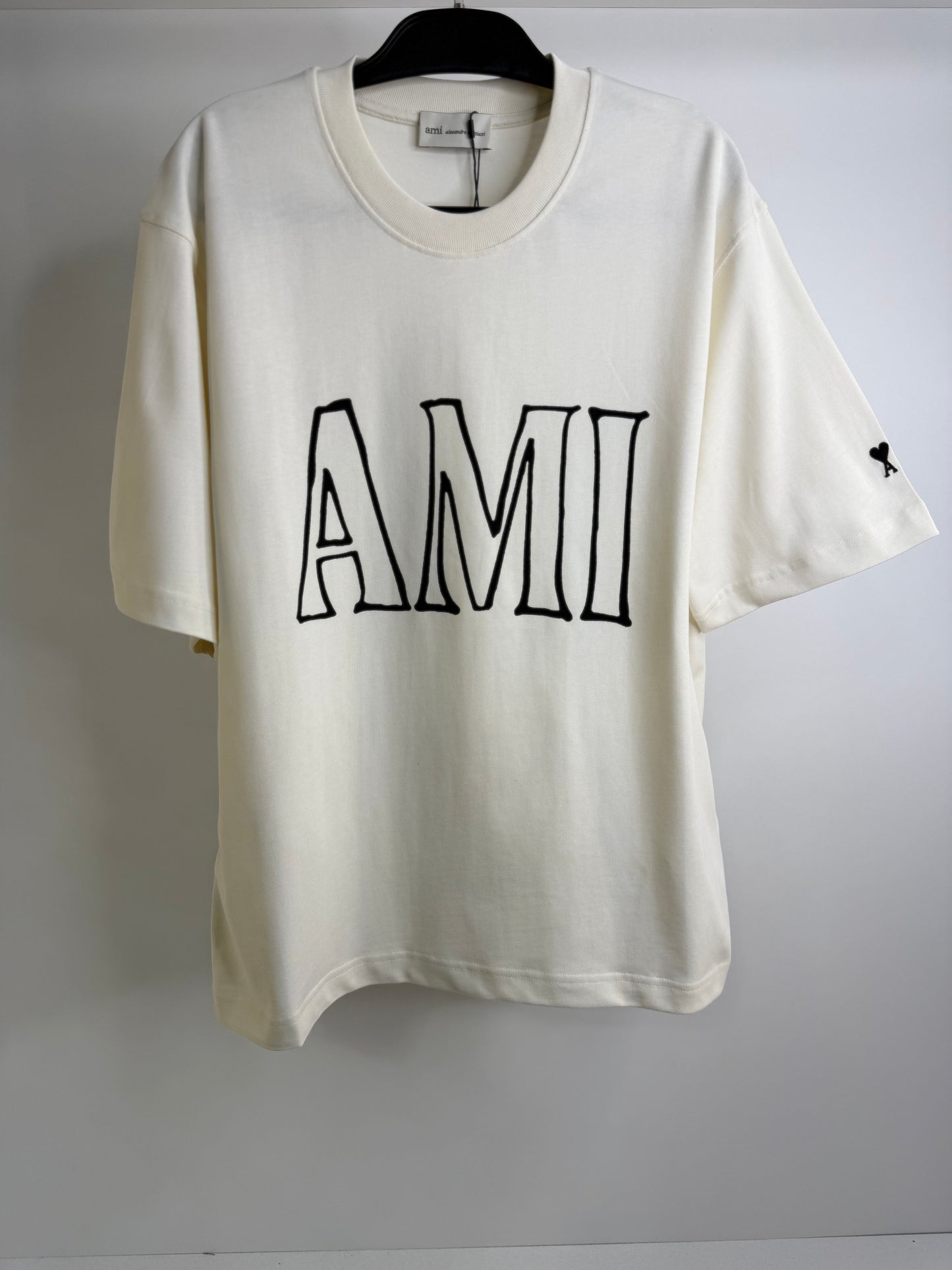 Ami Paris T-shirt 111-59
