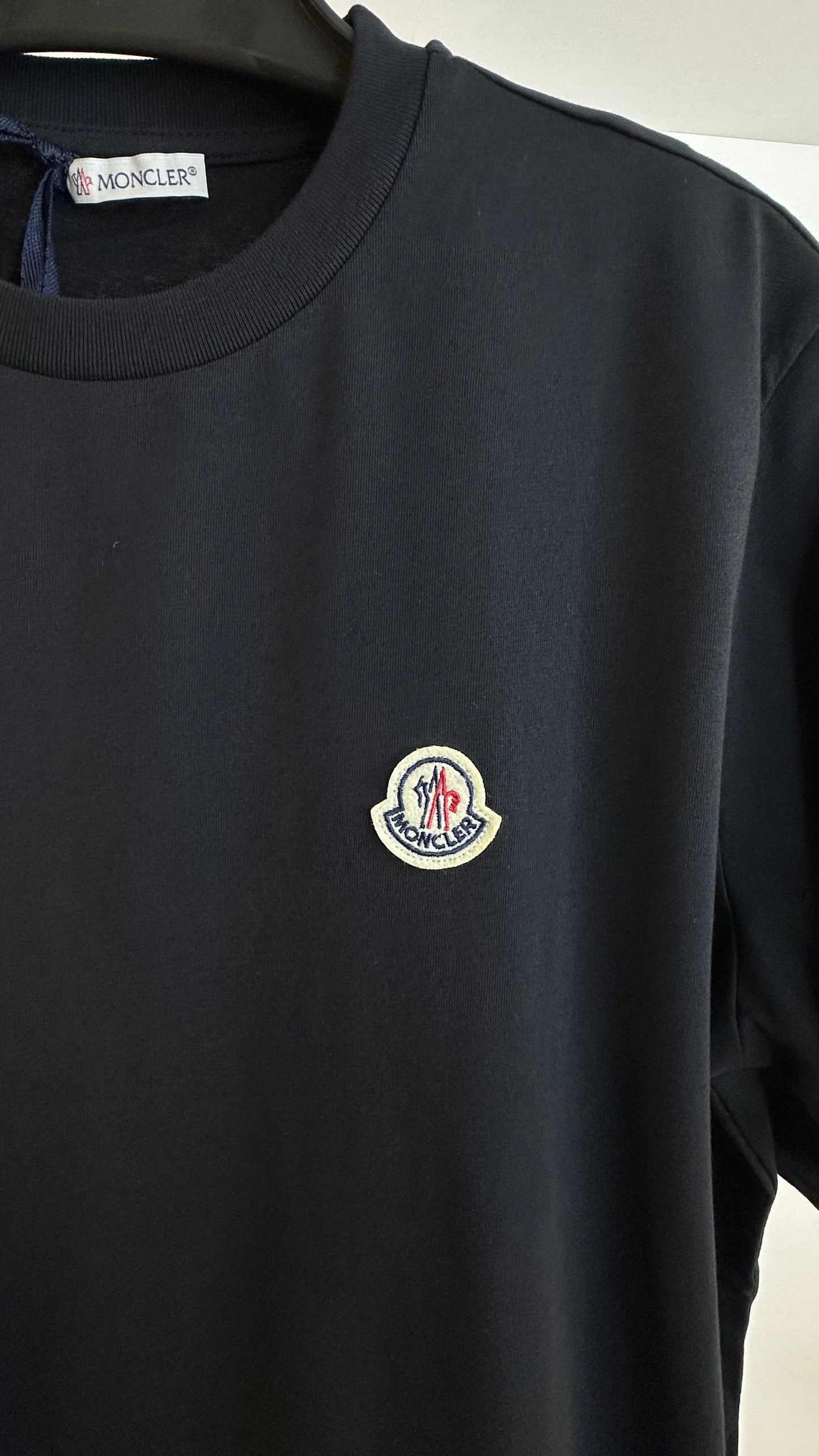 Moncler T-Shirt 780-02