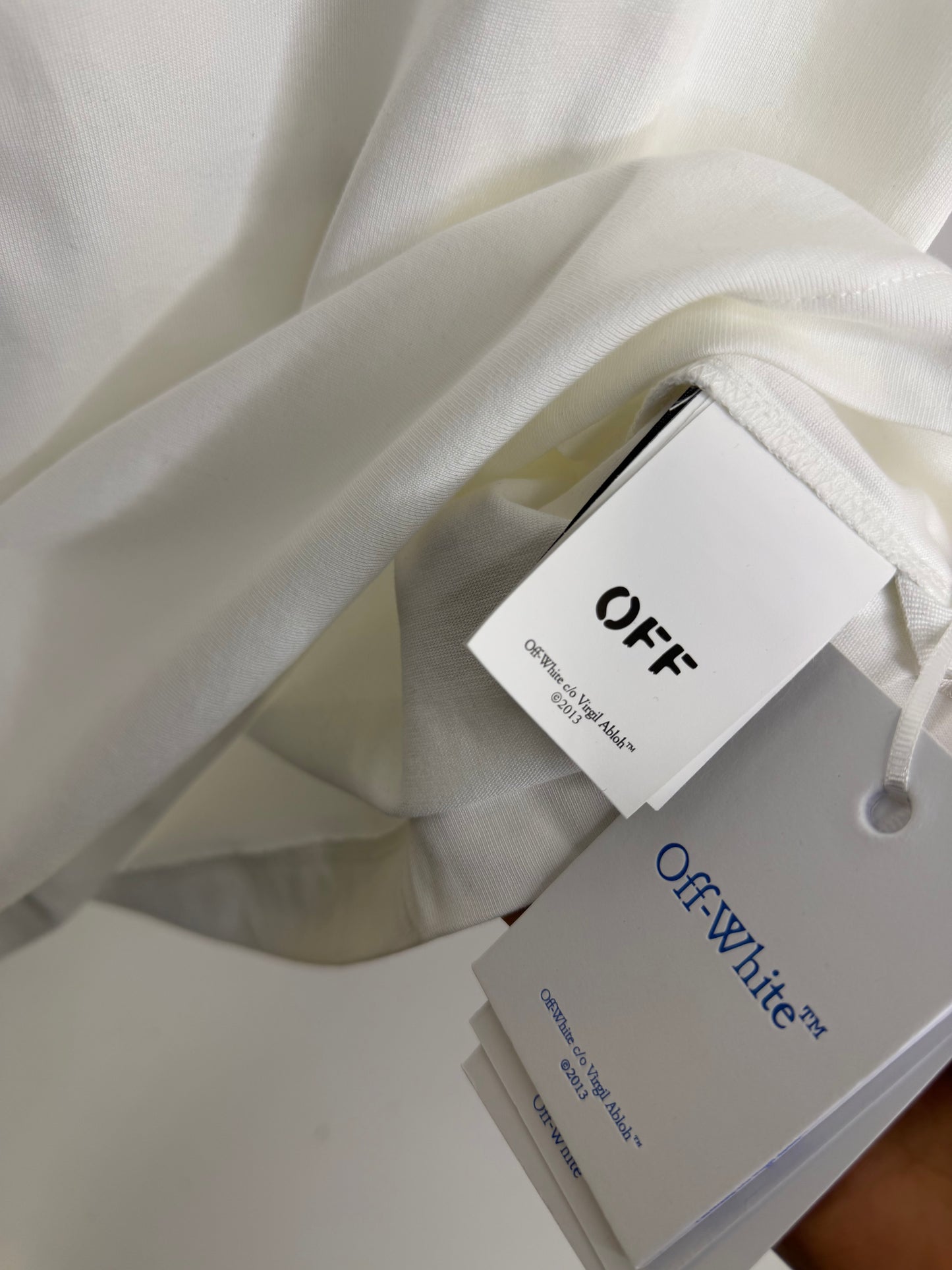 Off White T-shirt 111-43