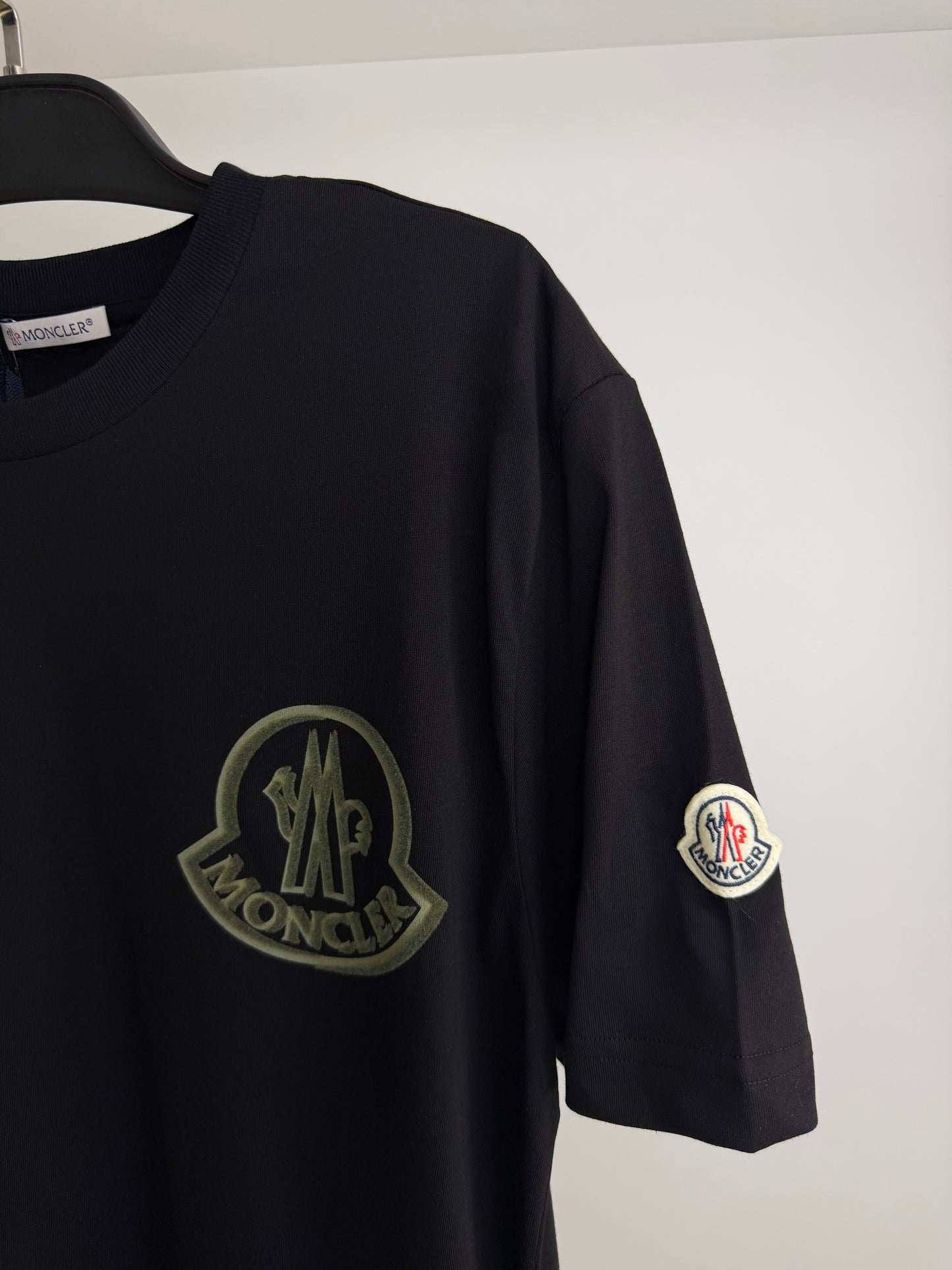 Moncler T-shirt 111-49