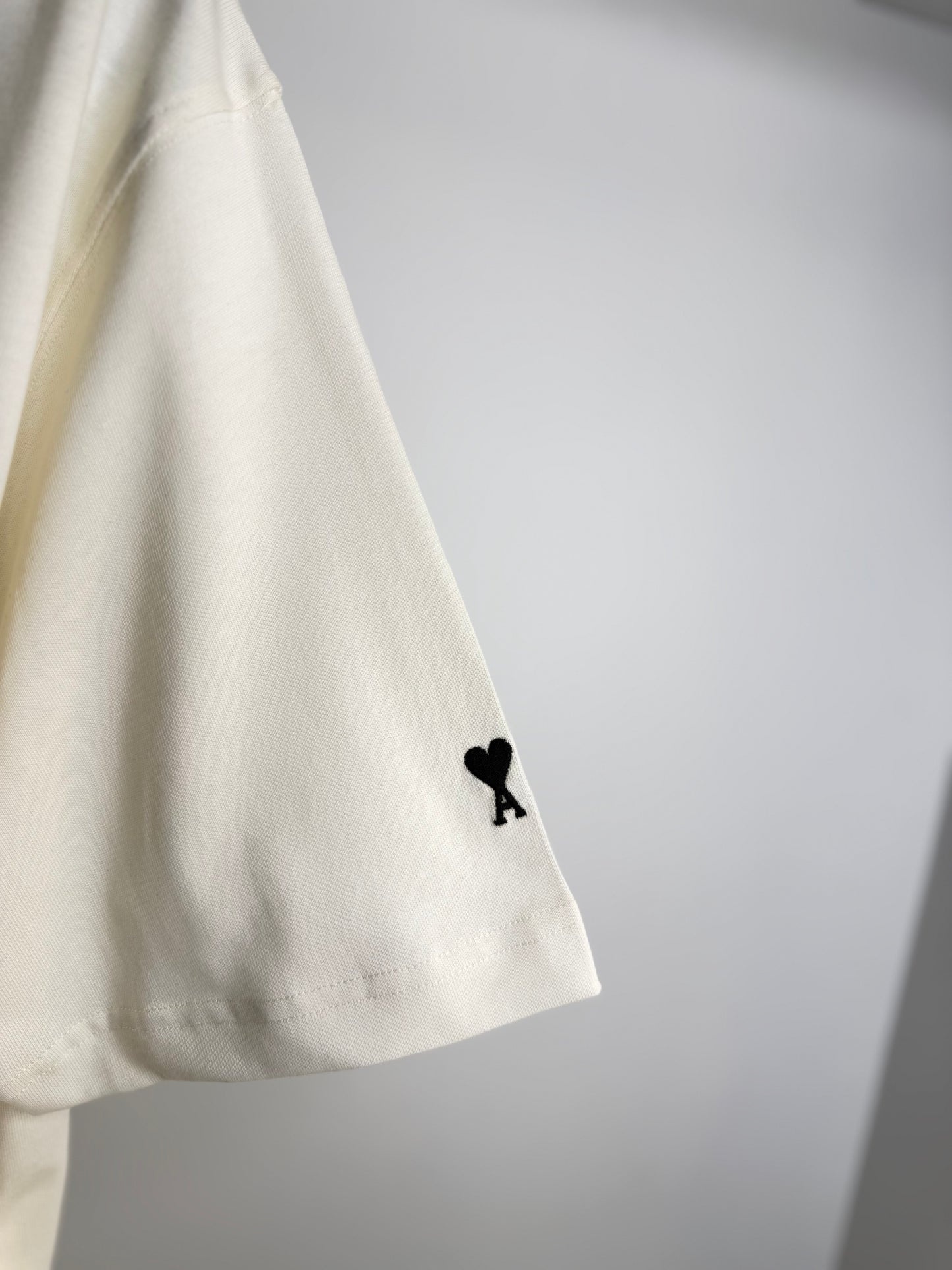 Ami Paris T-shirt 111-59